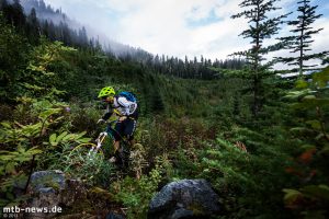 iXS_Trail_RS_Action-1