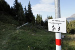 toleranz biker wanderer