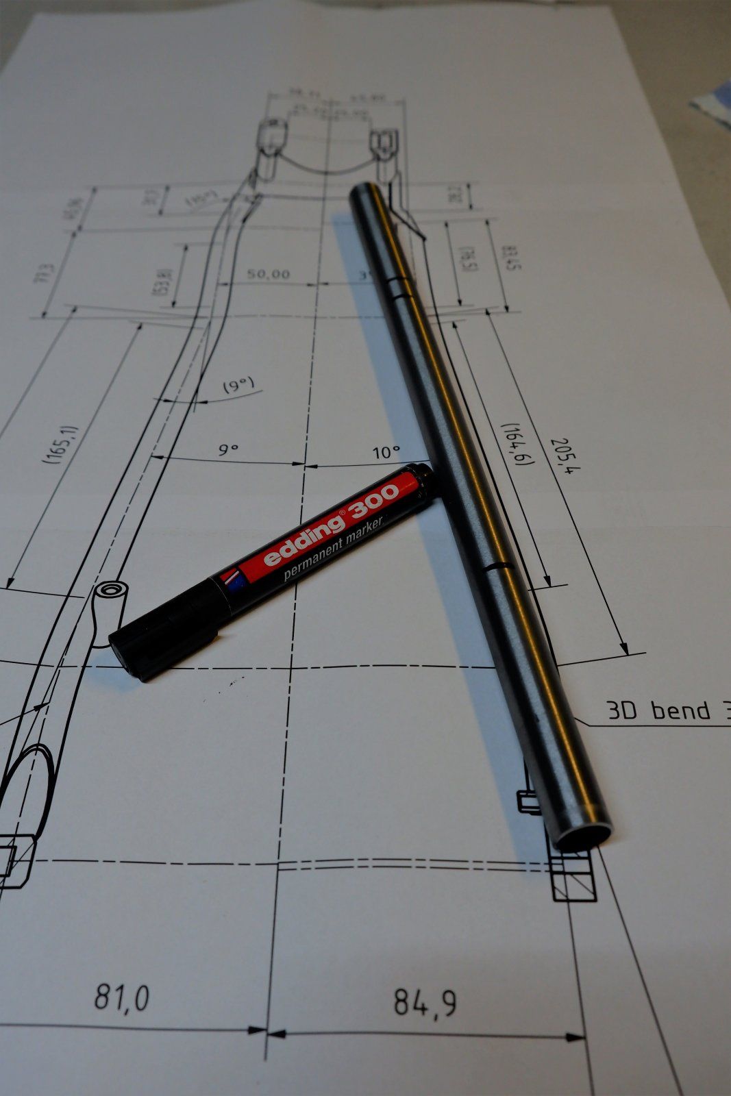 08_00_tube.JPG
