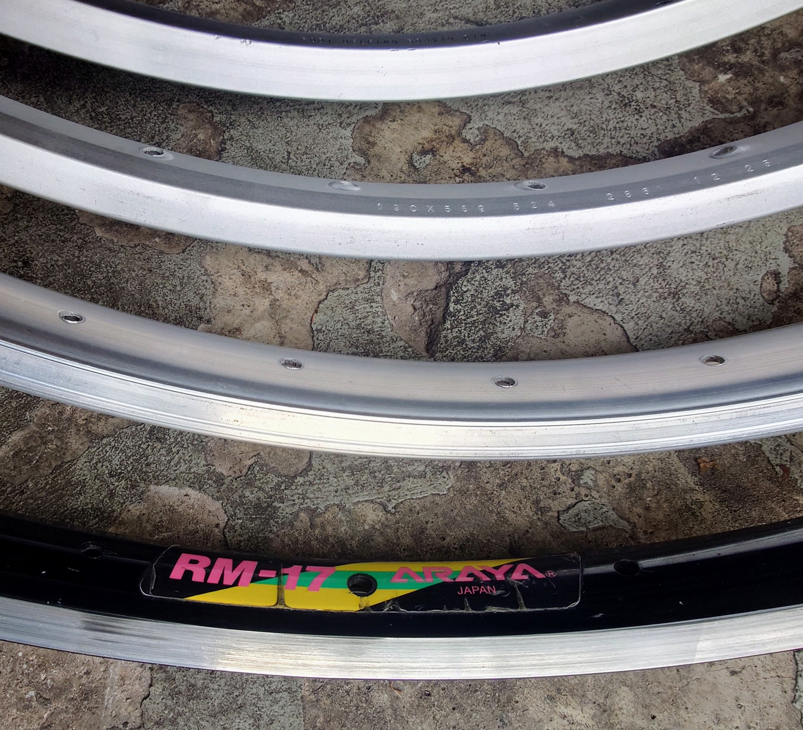 1000048300.jpg 1000048300.jpg