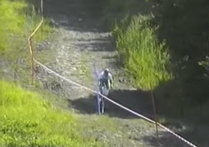 1726869736127.gif