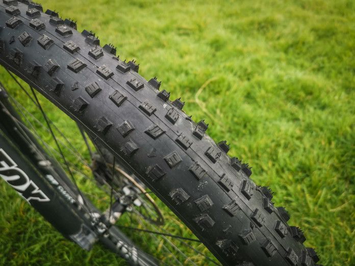 2020 Wolfpack Cross tyre -3.jpg