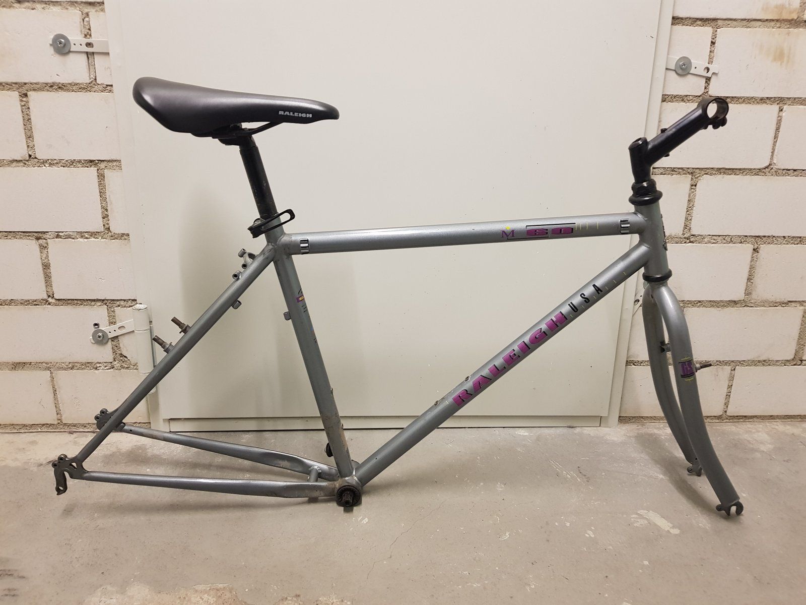 Raleigh m60 mountain bike deals