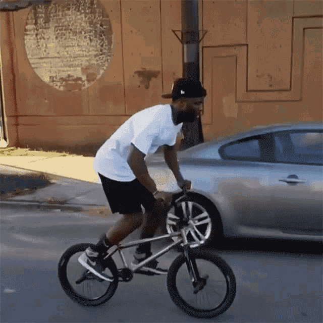 bar-spin-nigel-sylvester (2).gif