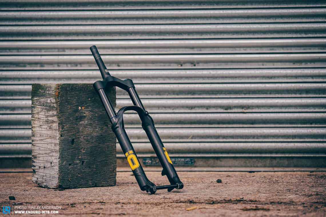 best-mtb-enduro-fork-2020-review-test-statics-057-1140x760.jpg