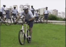 bike-cop-1.gif