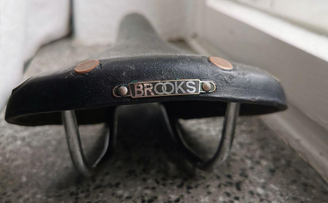 Brooks Pro.jpg