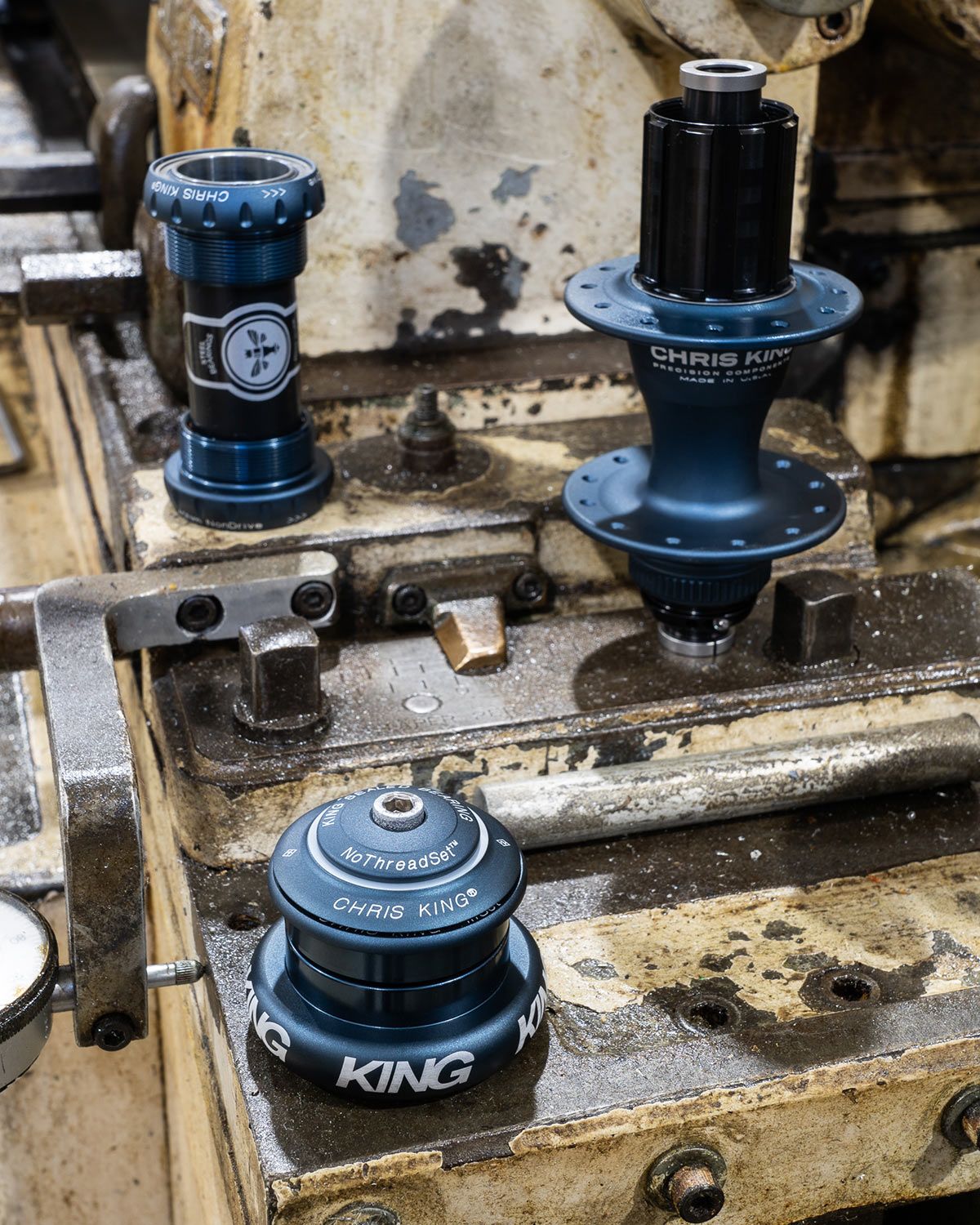 Chris-King-Midnight-Blue-hub-bottom-bracket-headset-collection.jpg