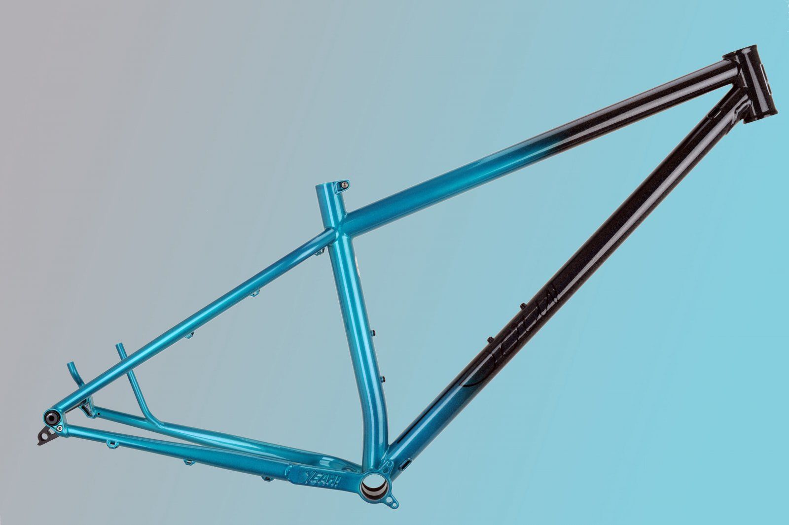Crumble-rainbow-teal-001-scaled.jpeg