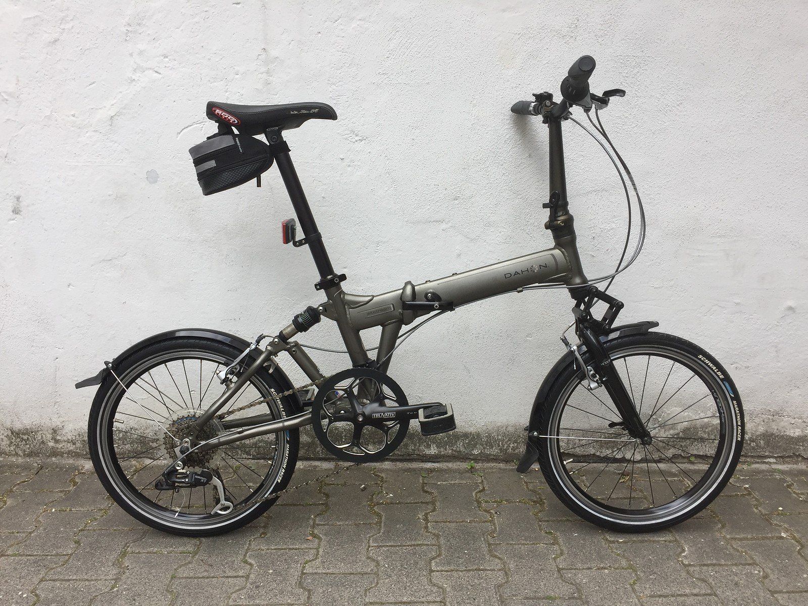 dahon jetstream re.jpg