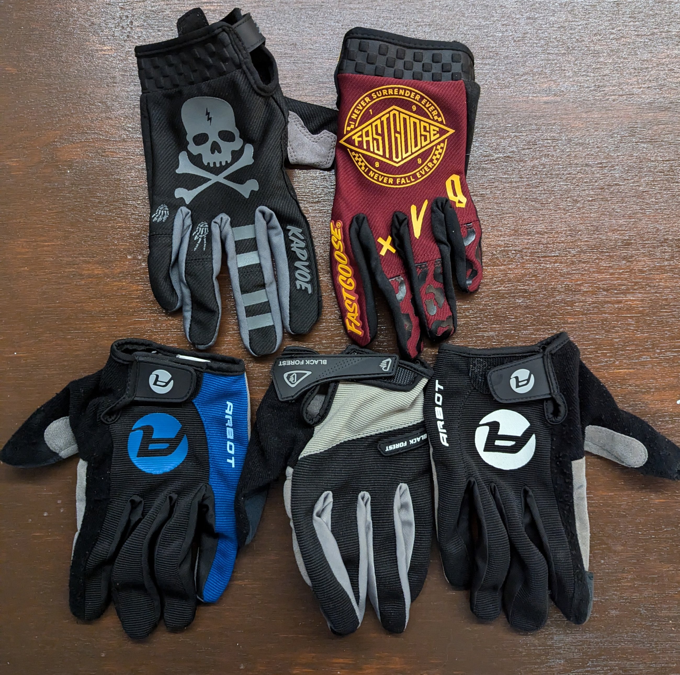 Gloves.jpg