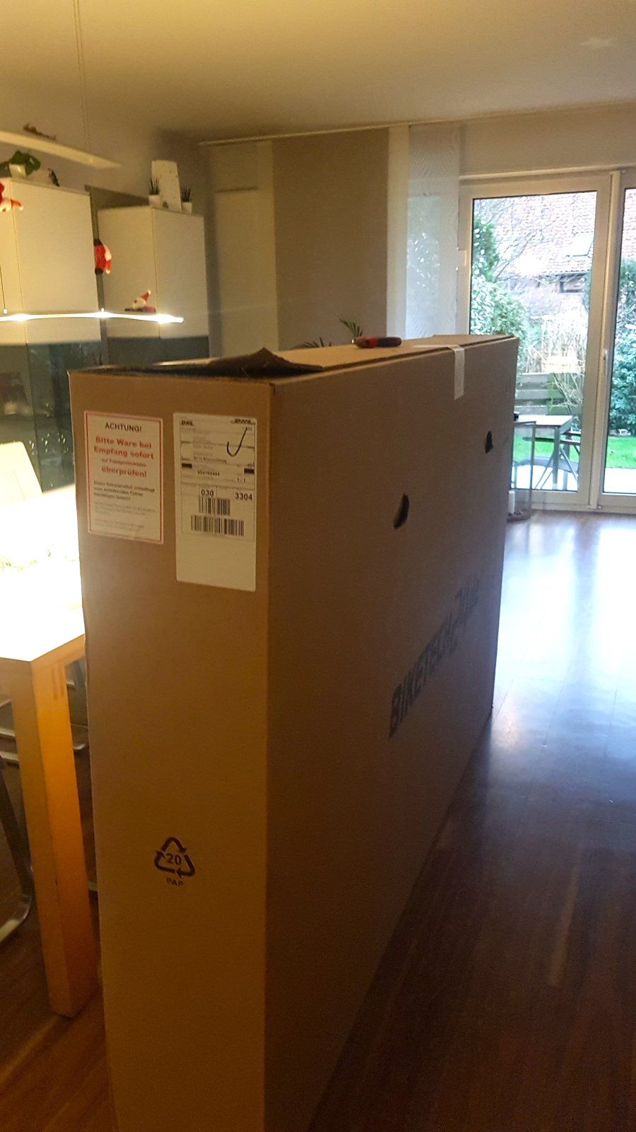 großes Weihnachtgeschenk.jpg