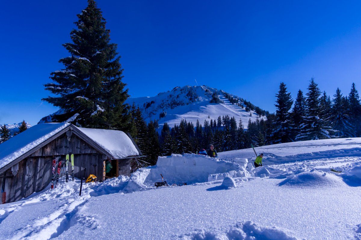 Iglusession auf der Hütte-9.jpg