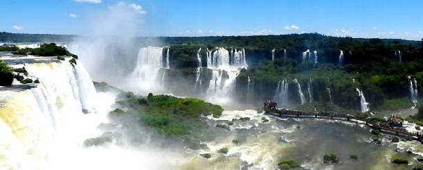 Iguazu-Wasserfälle-Brasilien-c-Anja-Knorr.jpg