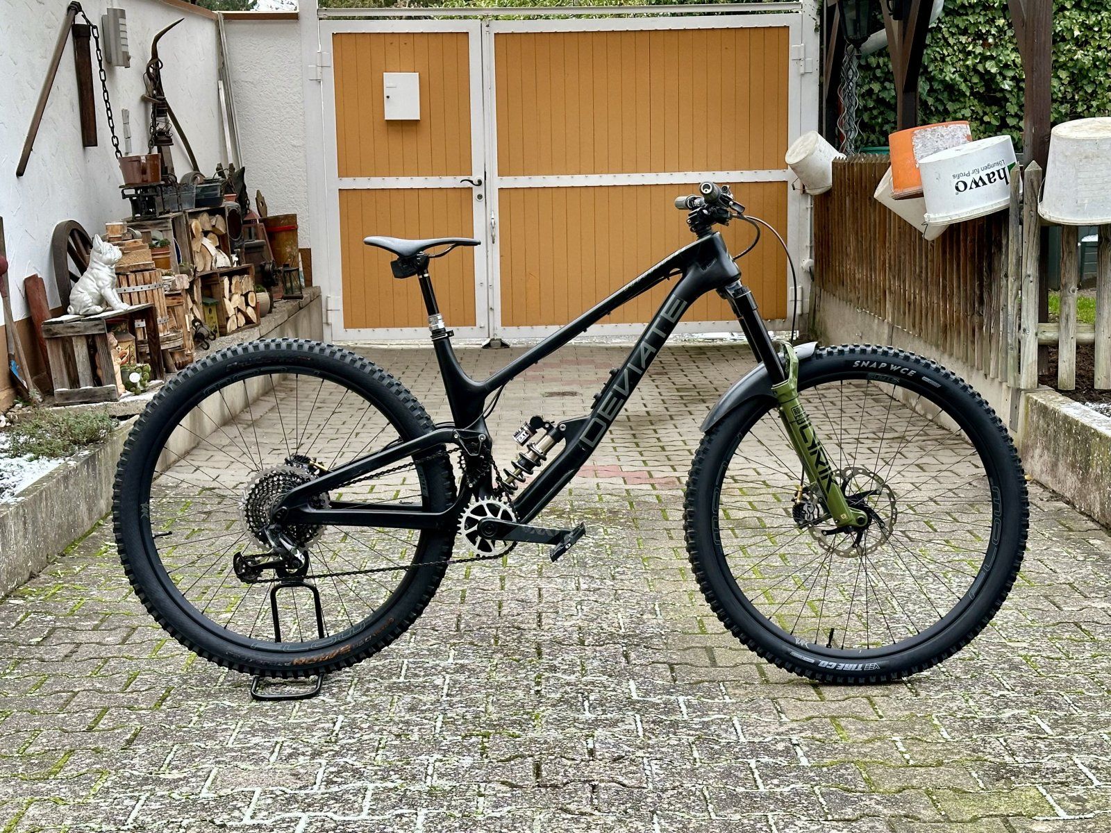 all terrain bike mountainbike