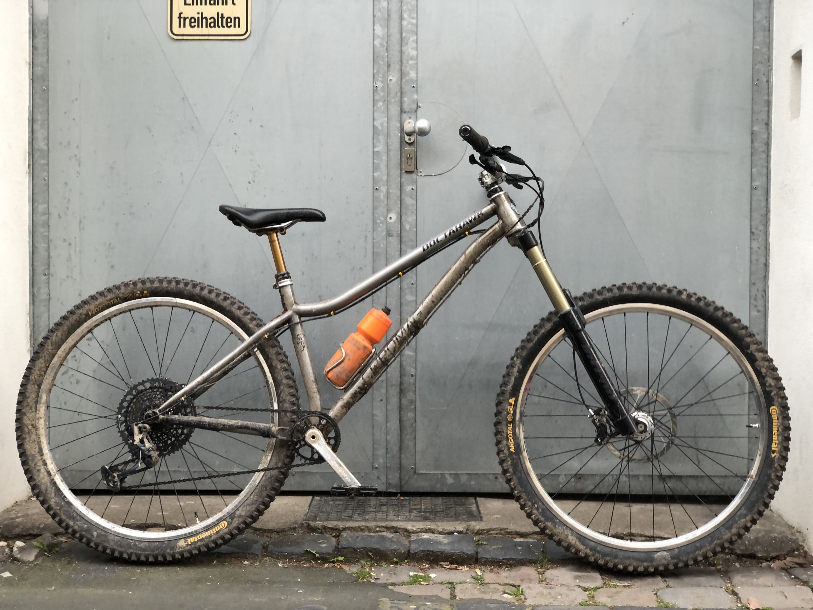M/L w/ 180 mm Fork travel