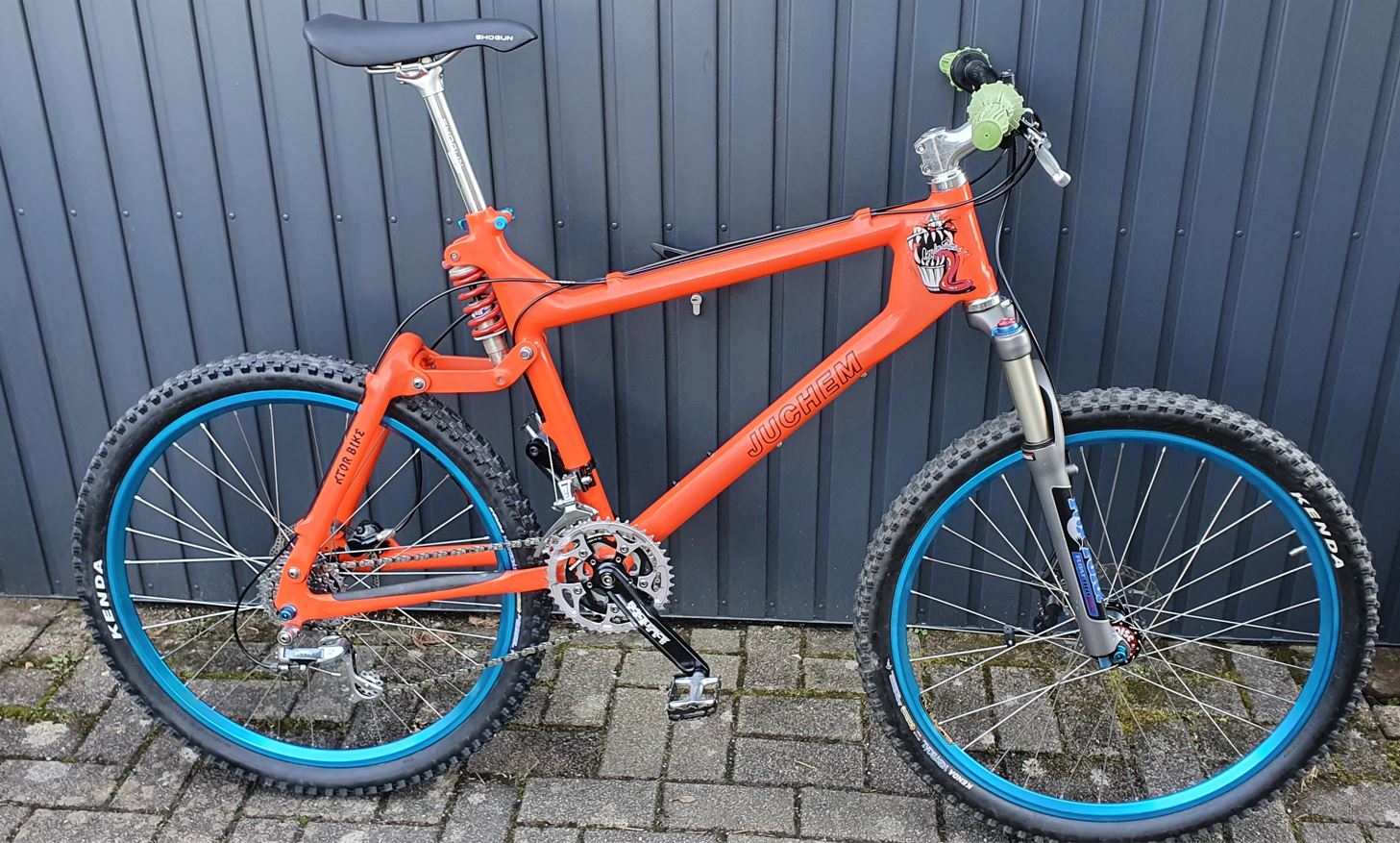 juchem-fr-bike-orange1.jpeg