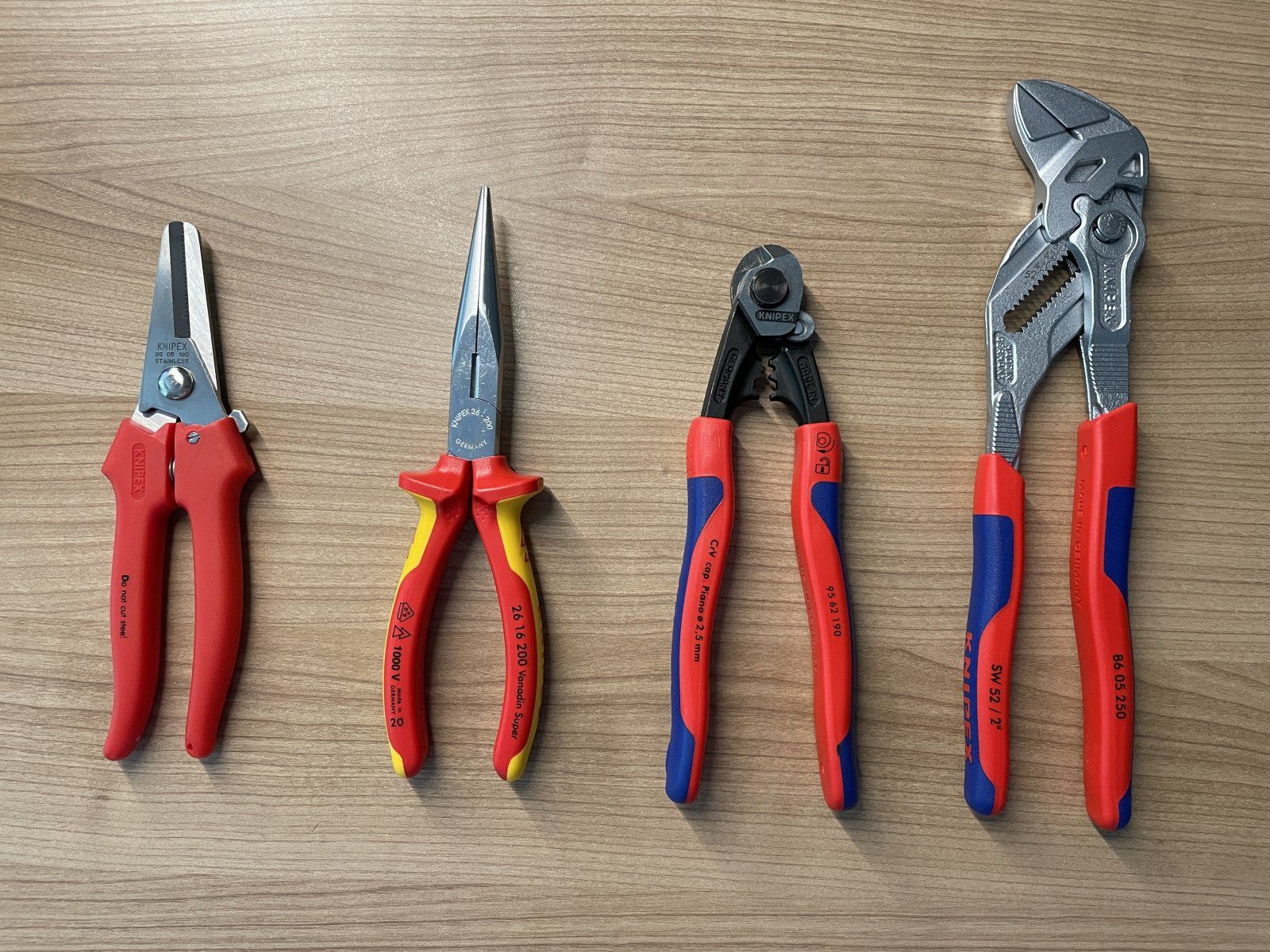 Knipex-Parade.jpg