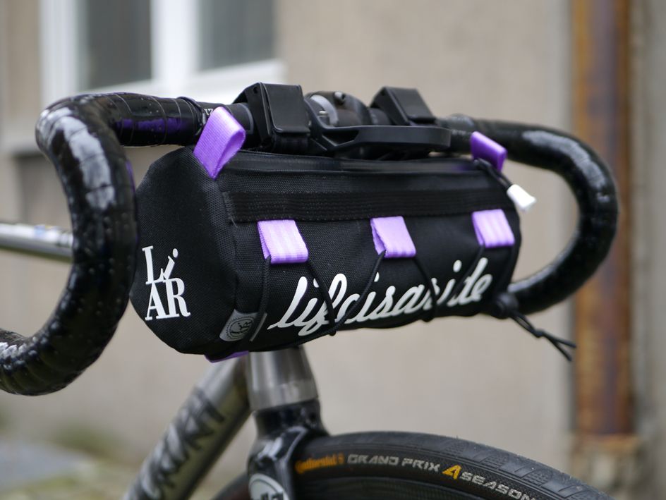 lifeisaride-lenkertasche-rollf013.jpg