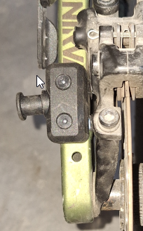 linker Adapter auf linker Seite.png