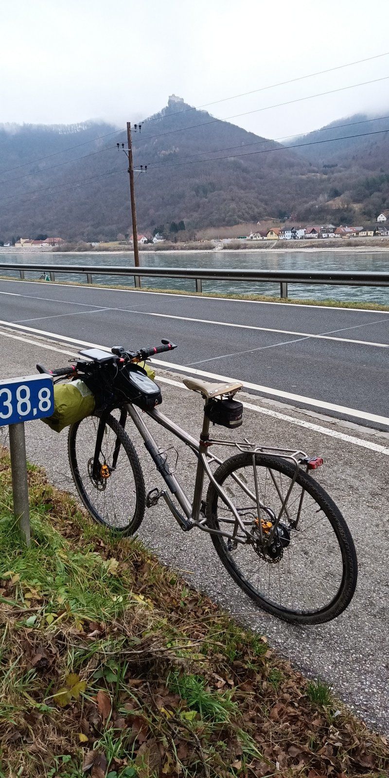 Lynskey_Melk-Krems (2).jpg