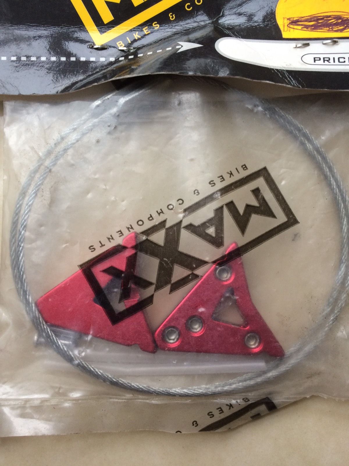 Maxx Cable hanger.jpg