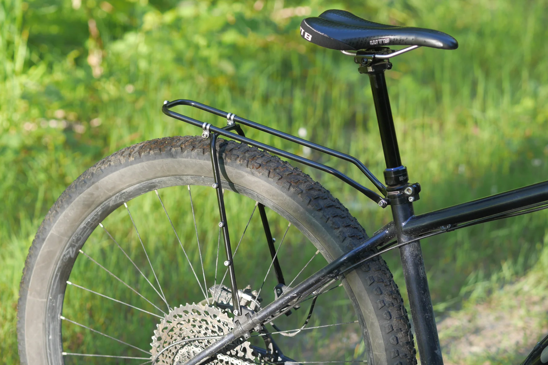 Mica_Rack_on_hardtail_1800.webp