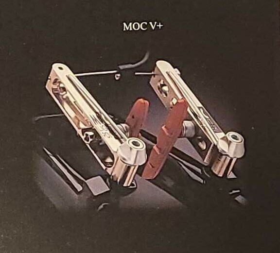 Mrazek MOC Vplus.jpg
