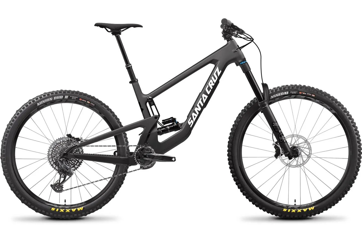 Nomad MY23 Matte Carbon.jpg