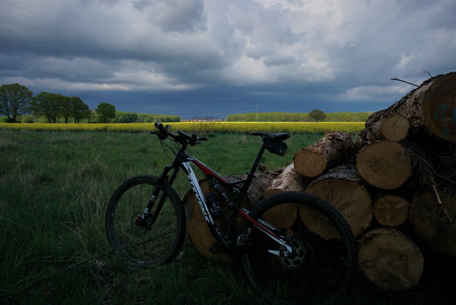 Regen nur gestreift.jpg