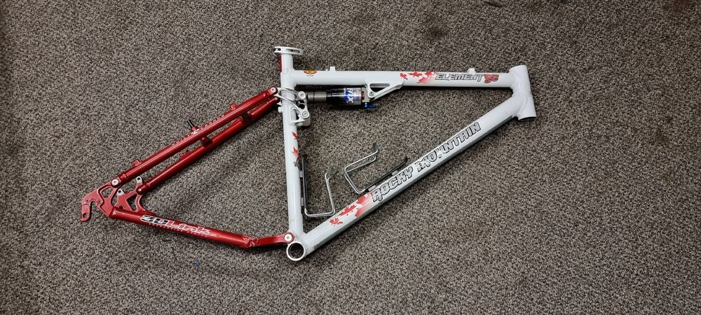 rocky-mountain-element-team-sc-rahmen.jpg