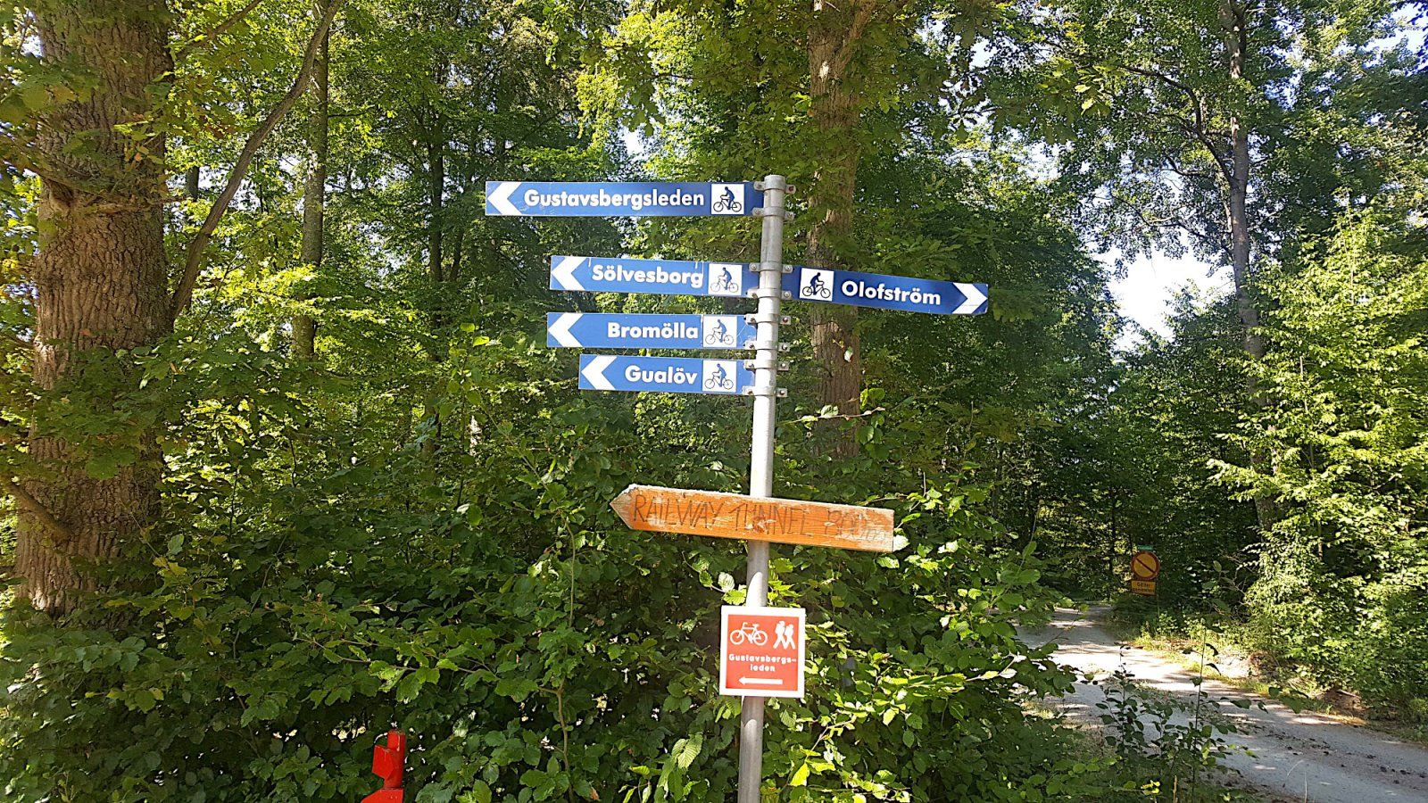 Schild 2000.jpg