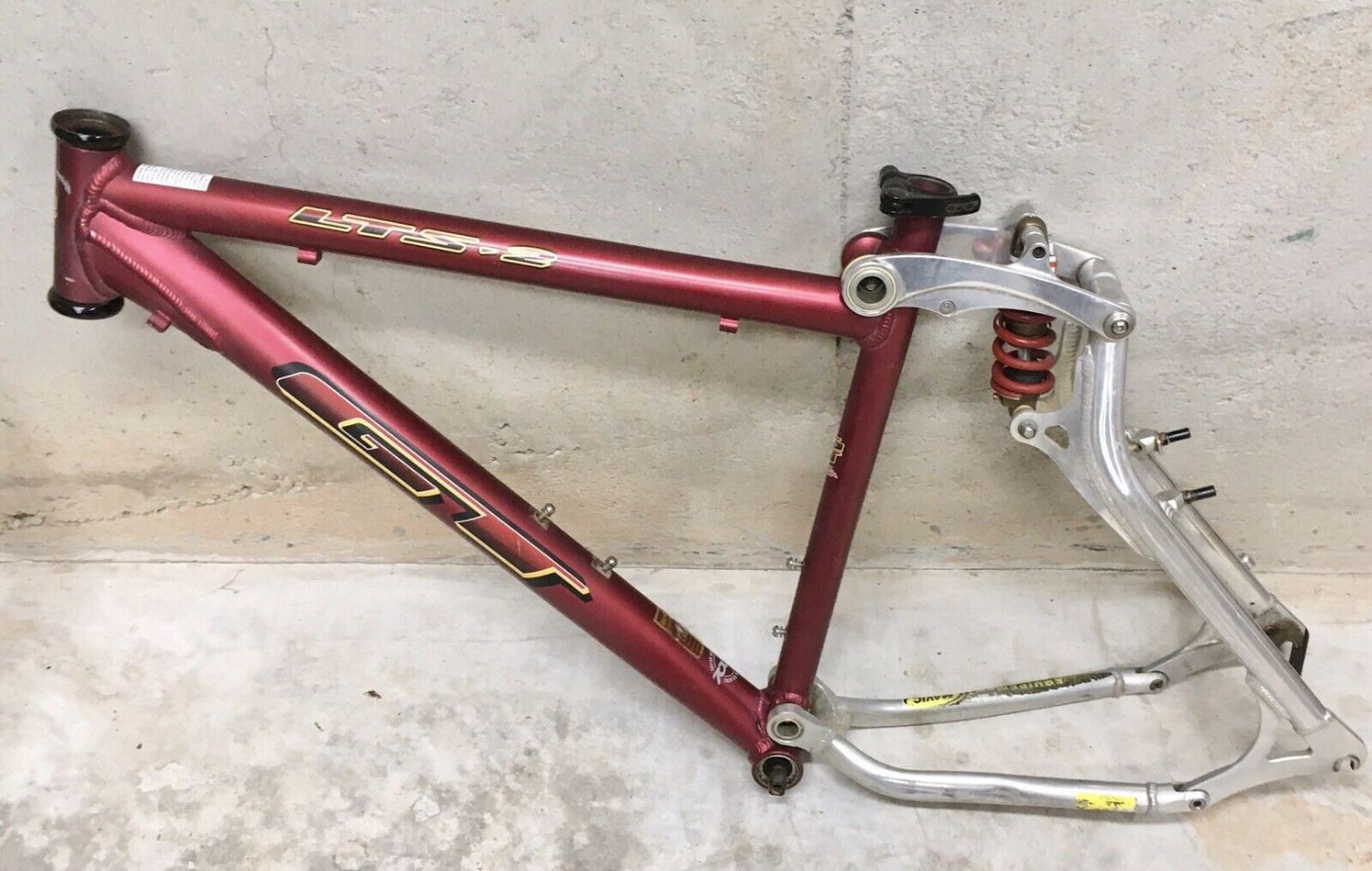 Screenshot_2020-10-14 GT LTS-2 Mountain Bike Frame 19” Aluminum eBay(1).jpg