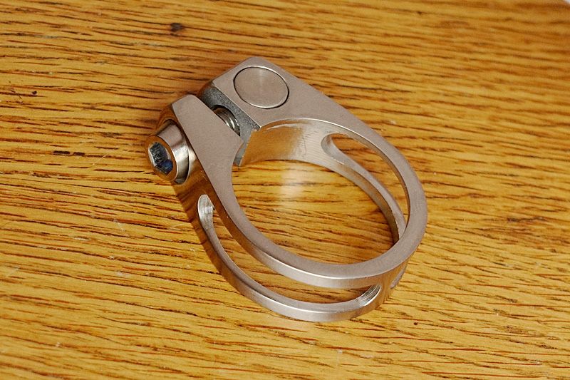 seat clamp 01.jpg