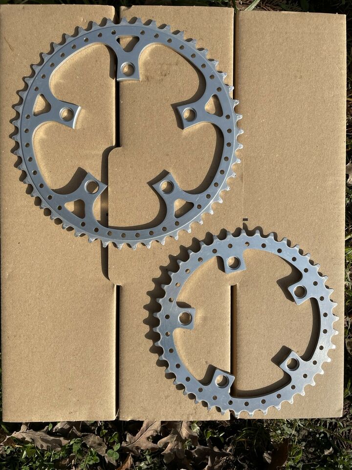 Sugino super migthy chainrings drilled 48:40 x110.JPG