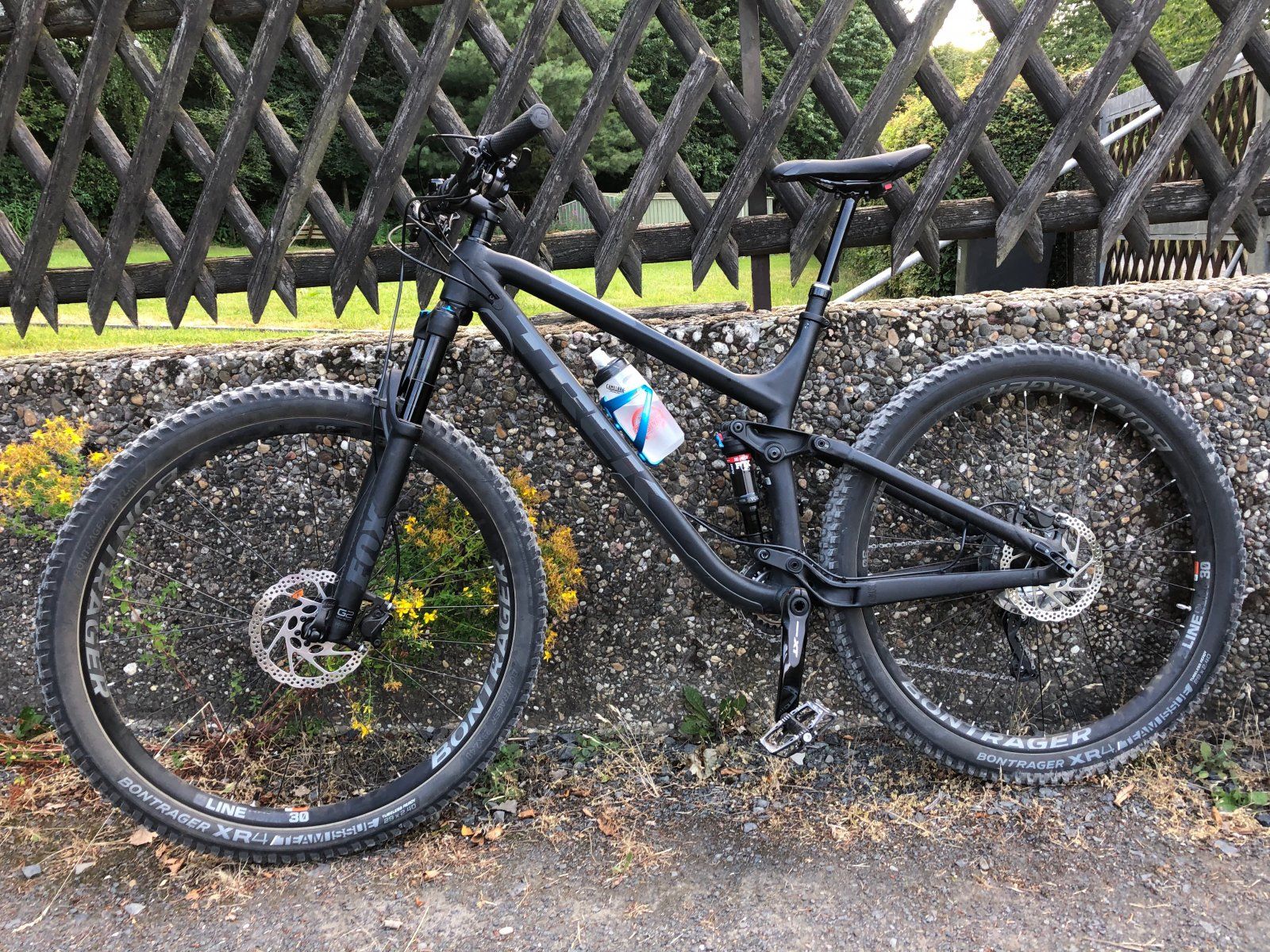 Trek Fuel EX 8 XT 2018 01.jpg