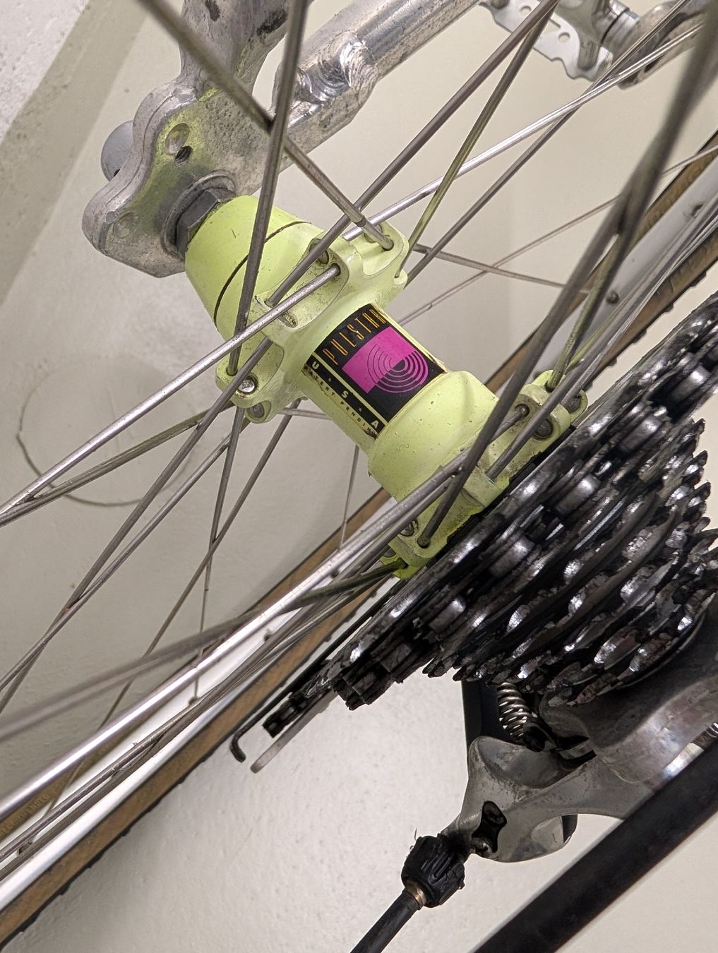turro meteor 1994 neonfarbene Pulstar Fimoco 2.jpg