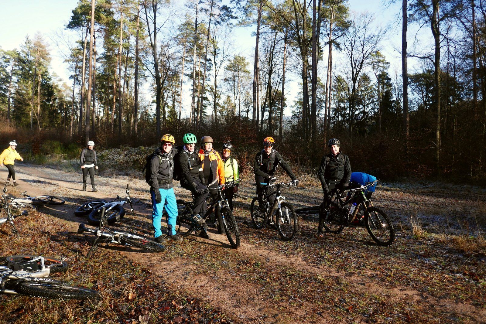 Versprengtes Gruppenfoto.jpg