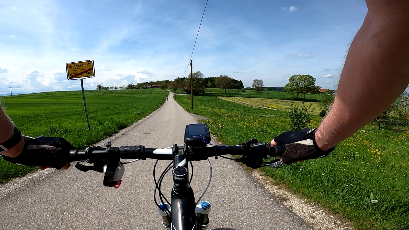 vlcsnap-2023-05-07-22h51m28s742.png