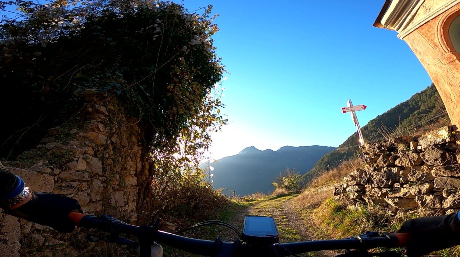 vlcsnap-2023-11-22-20h57m45s785.jpg