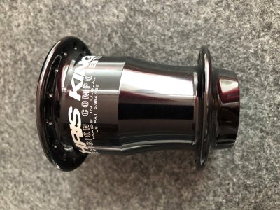 Chris King Classic rear hub shell Low flange black.jpg