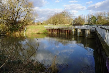 Schunterunterführung am Mittellandkanal.JPG