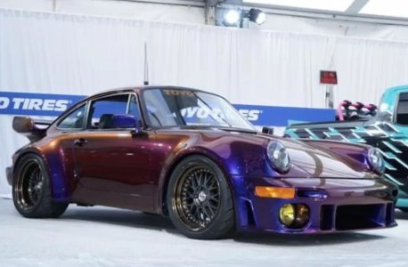 purple-skies-chameleon-paint-porsche-911.jpeg