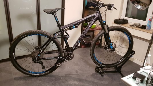 Cube AMS 120.jpg