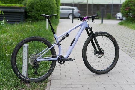 Specialized Epic 8 -1.jpg