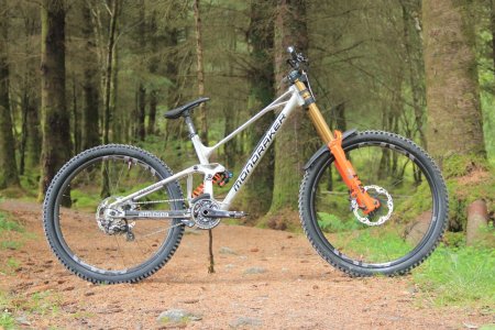 mondraker-dh-bike-prototype-fort-william-world-champs-brook-macdonald.jpg