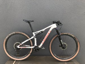 Specialized_EPIC_White_00006.JPG