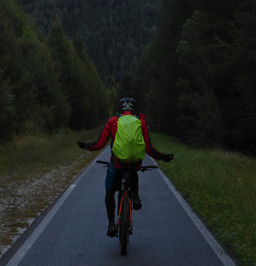 2244914-m1aeyfgziykd-p1250954-medium.jpg