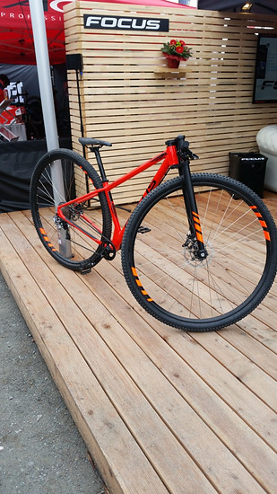2013757-eaqdmykd1fyr-36zoll-medium.jpg