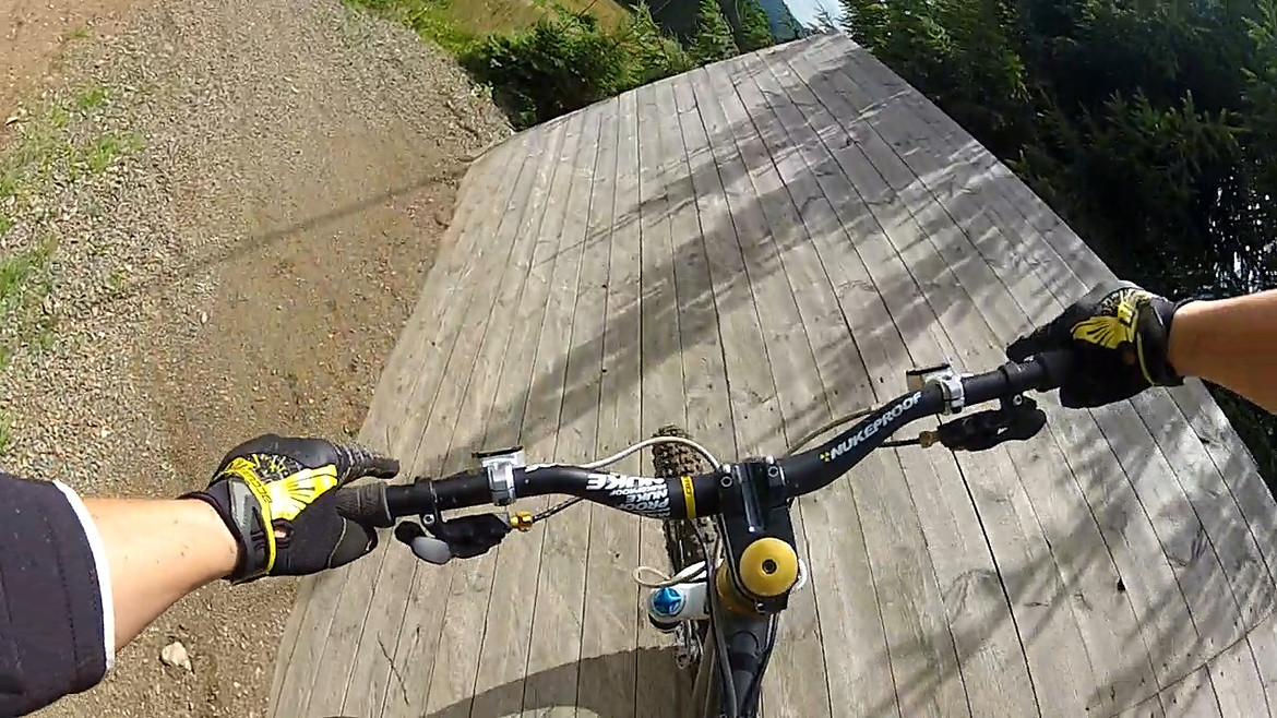 1933785-bm2q5v9gekhy-wallride-large.jpg